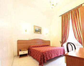 Hotel Euro Quiris Roma Exterior foto
